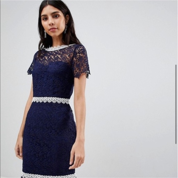NWT ASOS PAPERDOLLS Navy Blue Crochet Lace Dress - Picture 2 of 2